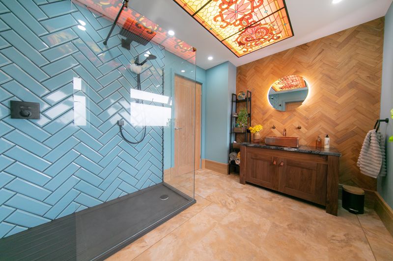 Jack and Jill shower room